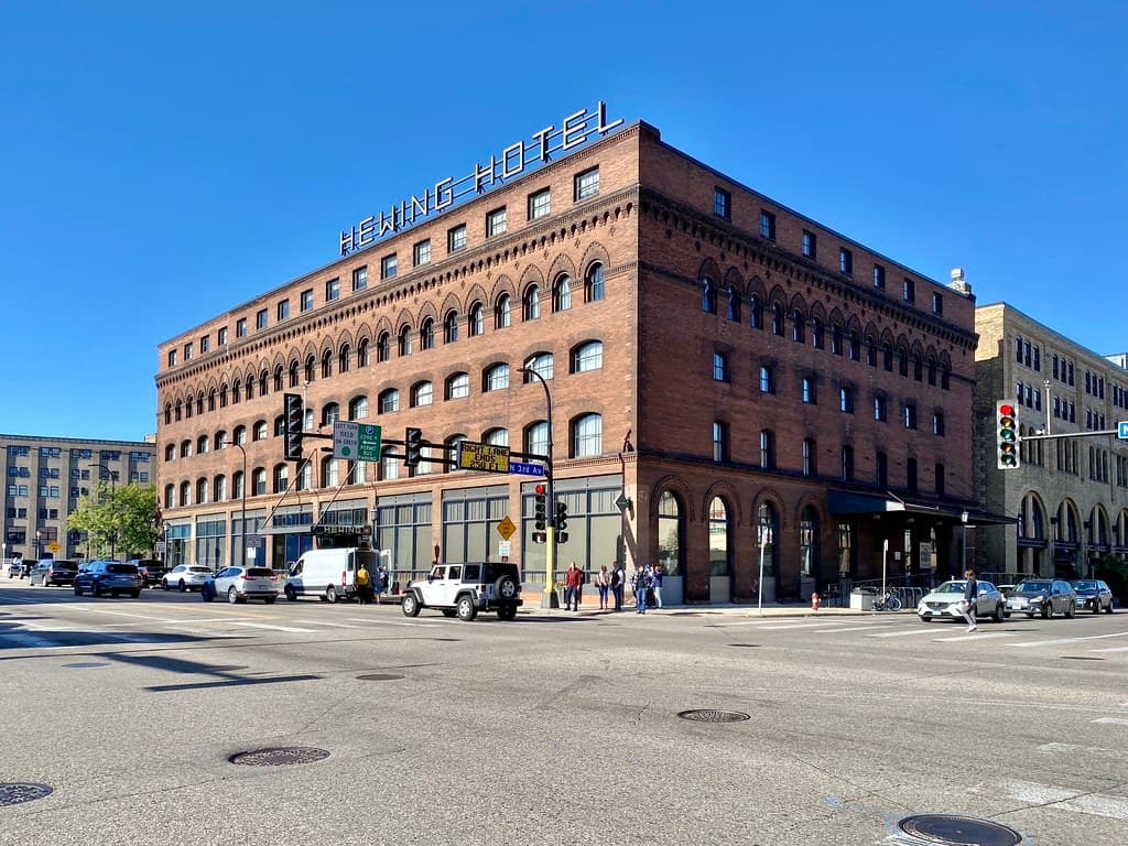 An Uptown Minneapolis storefront