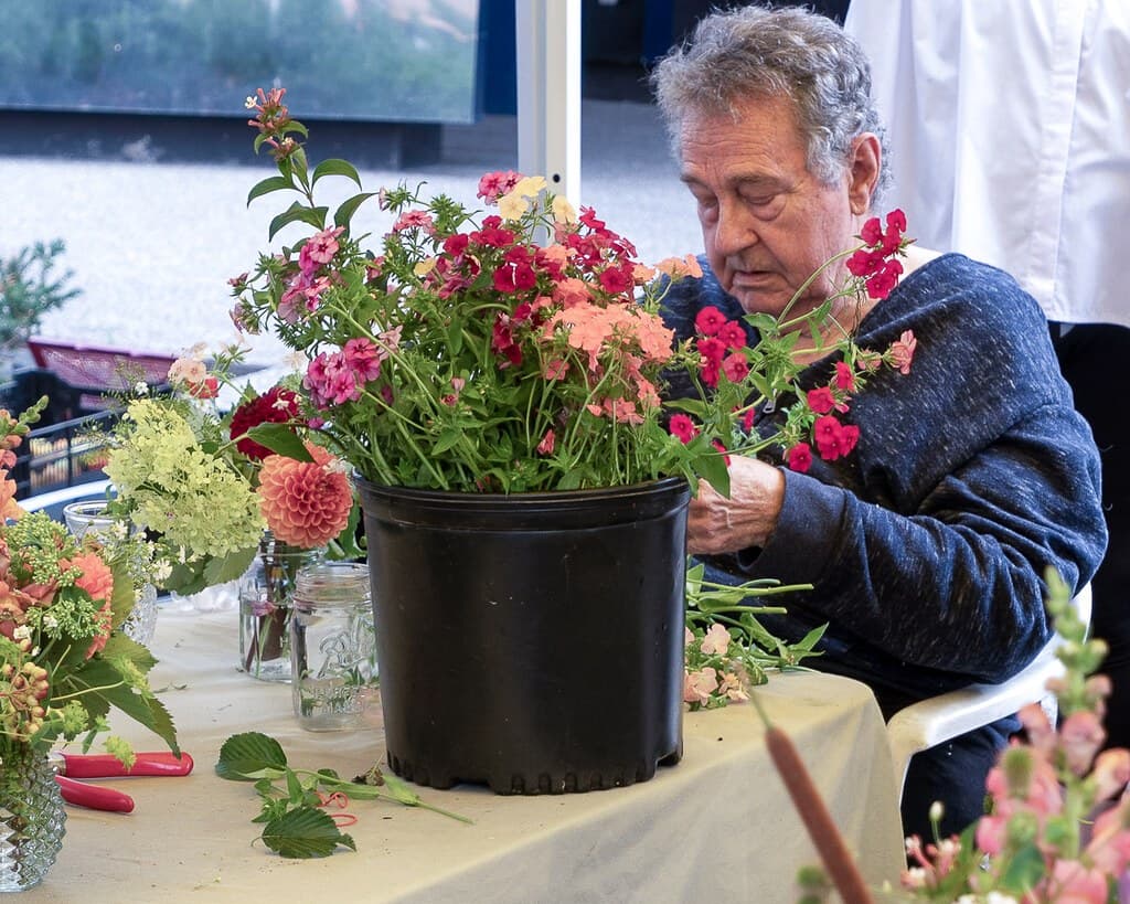 Mill City Farmers Market Opens Its Outdoor Saturday Season